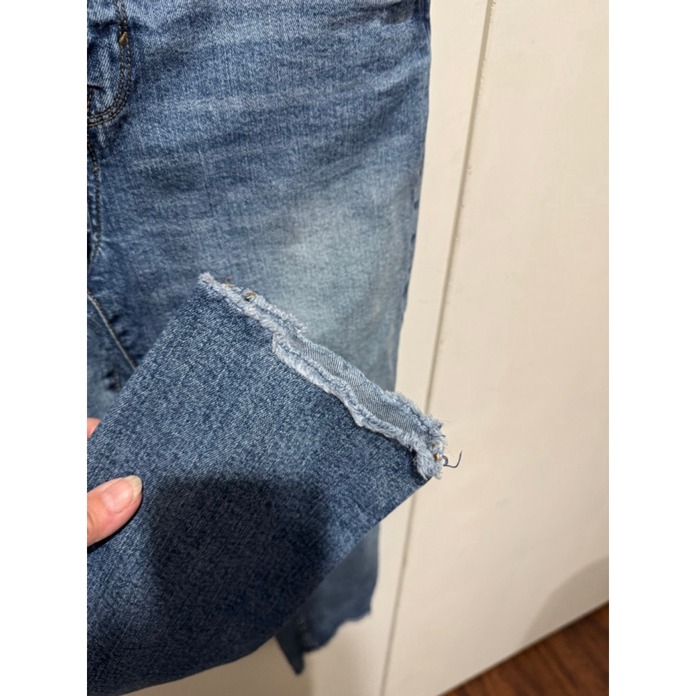 Women's Kensie Jeans Blue Ankle & Cropped skinny stretch raw hem Jeans Size 4 - Picture 3 of 12